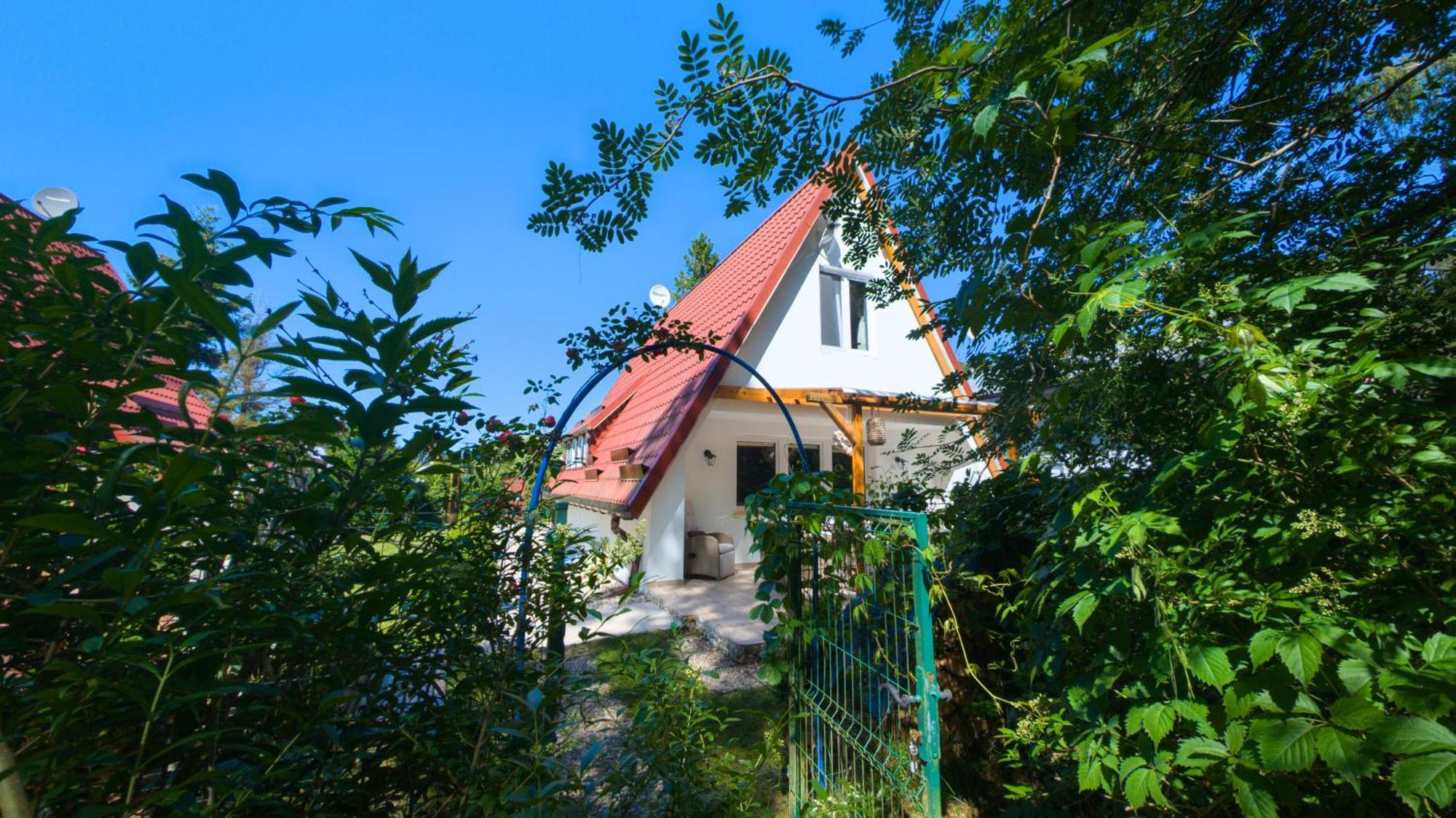 Dom Wakacyjny Za Zakretem Rowy  Exterior photo